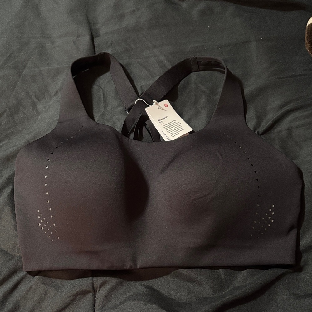 Lululemon Women's Black Sports Bra